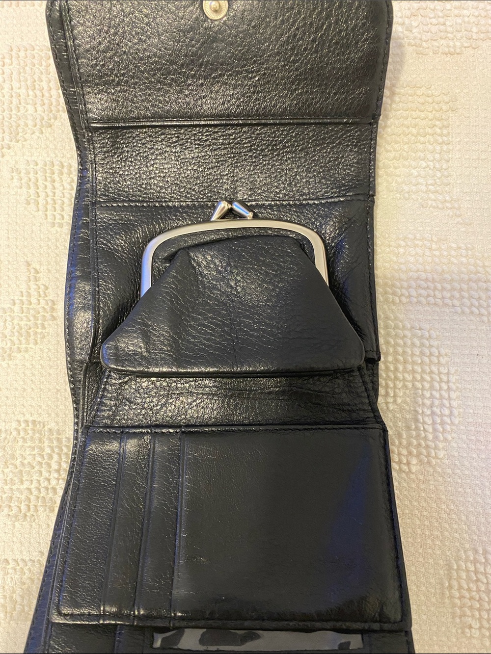 Black Leather Women’s Wallet with Decorative Heart Accent, well cared for. - Picture 5 of 9